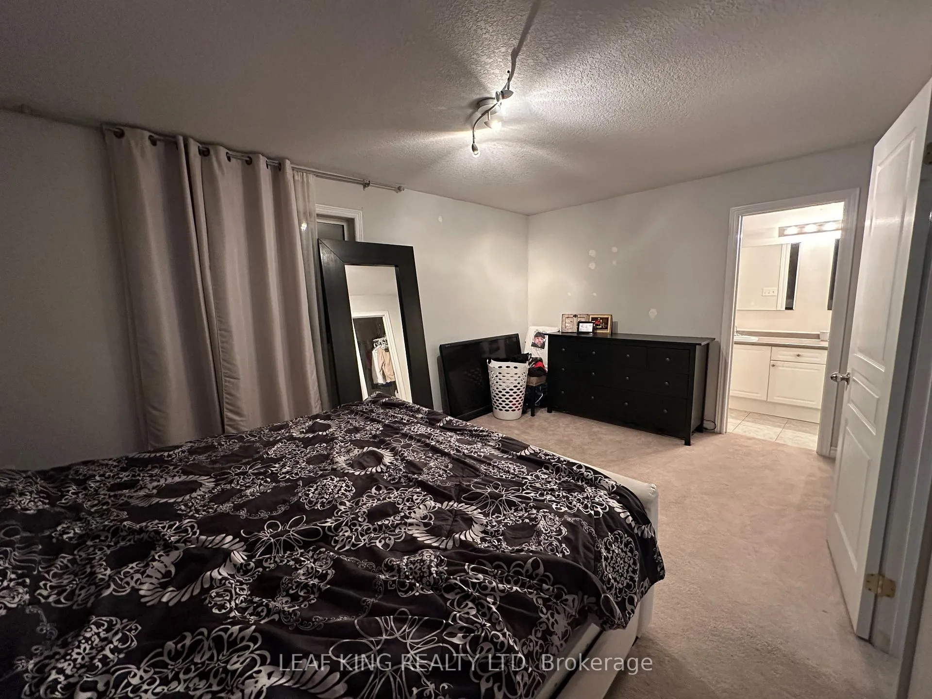 Photo 18 of 573 Murray Meadows Place, Milton, Clarke — HOMEH