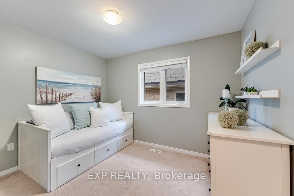 Photo 23 of 2089 Galloway Street, Innisfil, Alcona — HOMEH