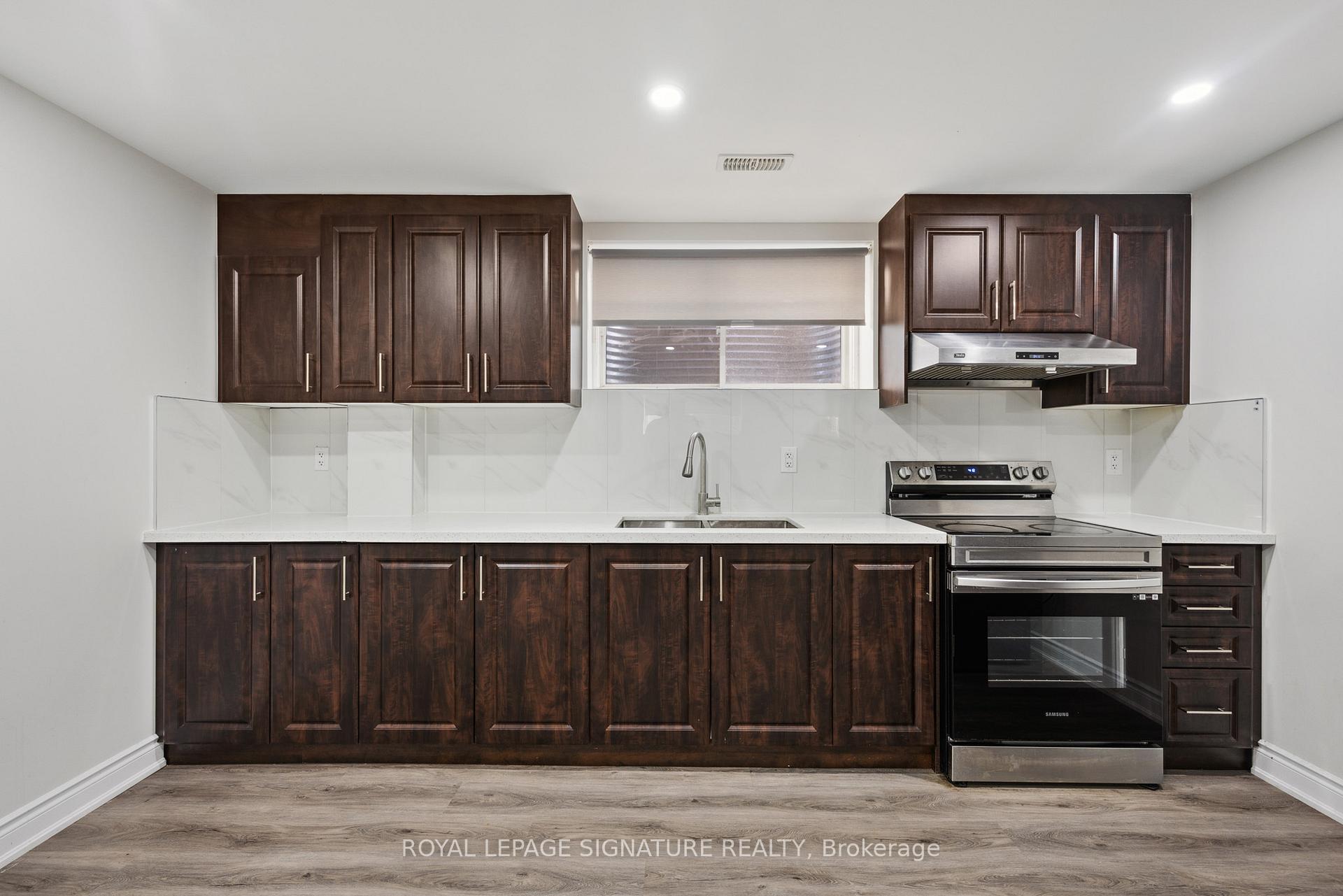 Photo 38 of 135 Ian Ormston Drive, Kitchener — HOMEH