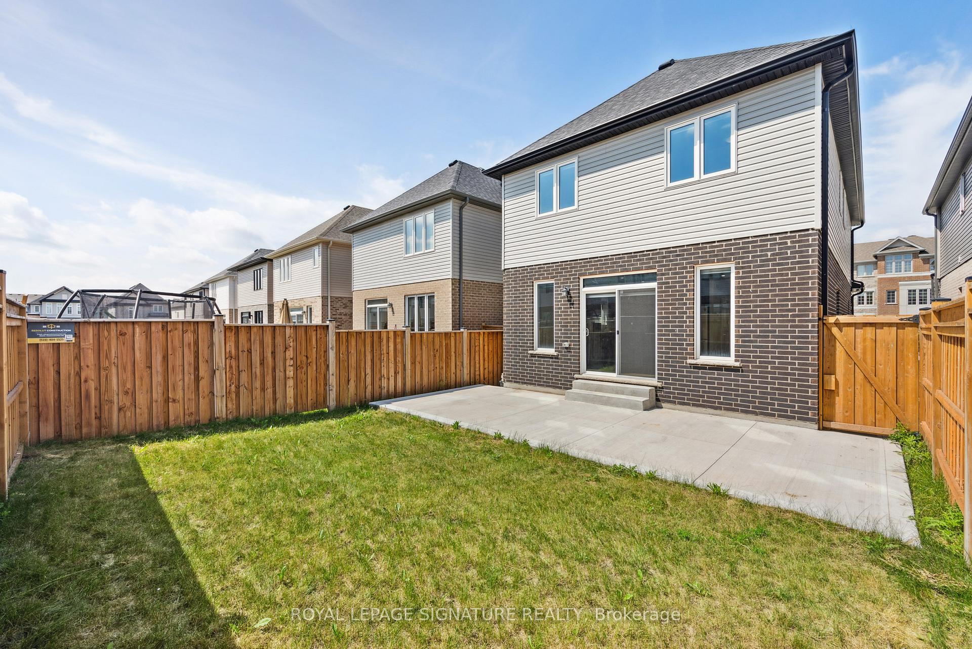 Photo 44 of 135 Ian Ormston Drive, Kitchener — HOMEH
