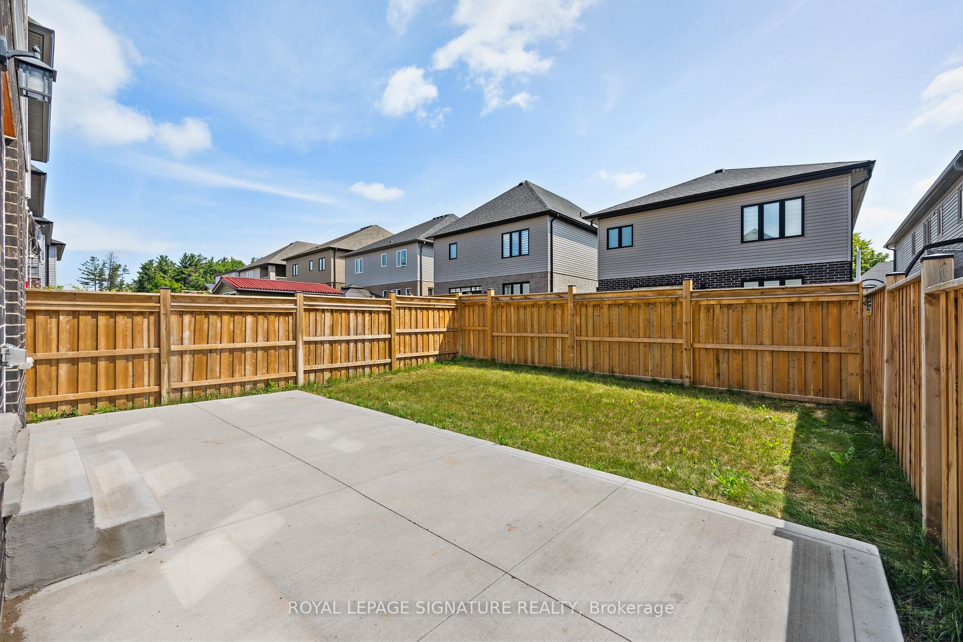 Photo 46 of 135 Ian Ormston Drive, Kitchener — HOMEH