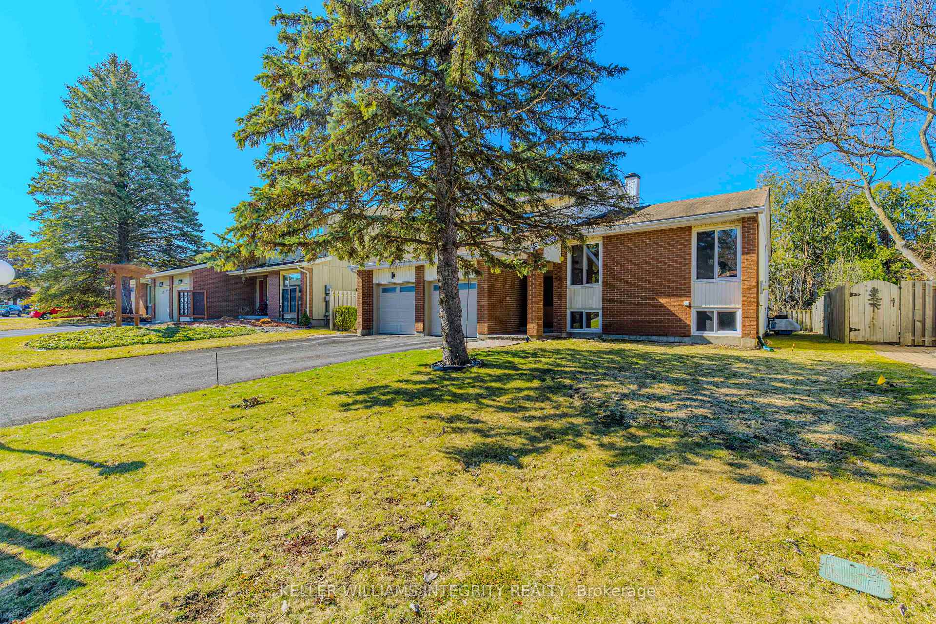 Photo 2 of 6 Beaufort Drive, Ottawa, Kanata - Katimavik — HOMEH