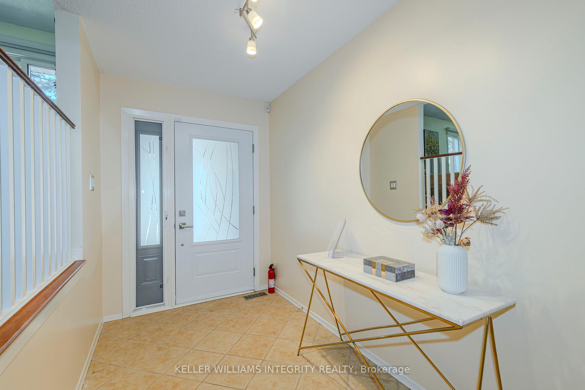 Photo 3 of 6 Beaufort Drive, Ottawa, Kanata - Katimavik — HOMEH
