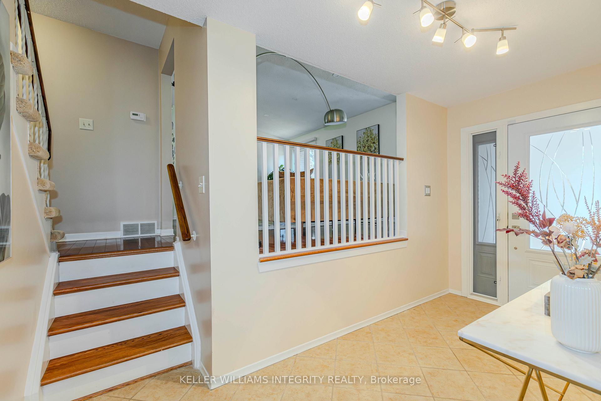 Photo 9 of 6 Beaufort Drive, Ottawa, Kanata - Katimavik — HOMEH