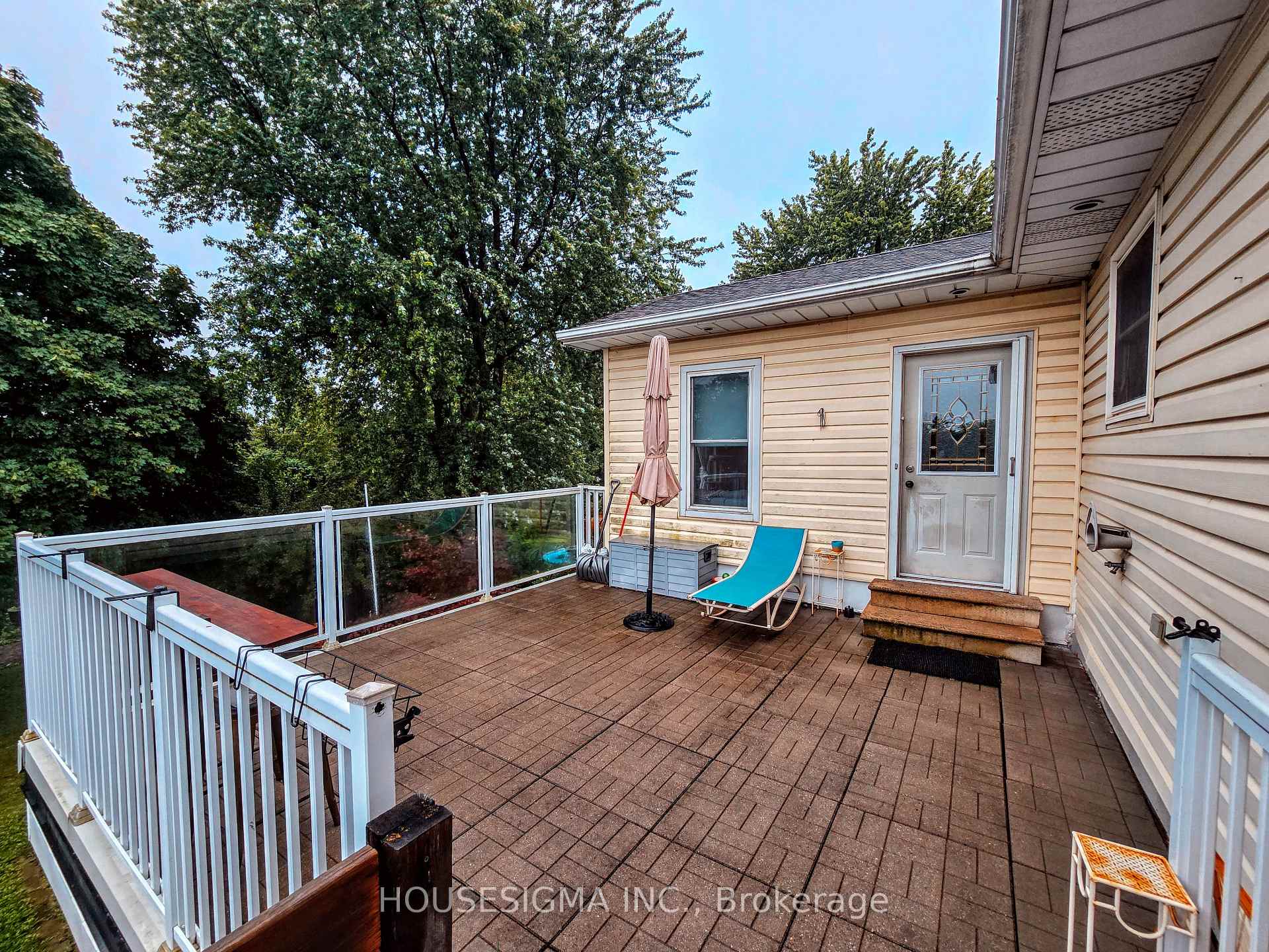 Photo 12 of Unit UPPER, 33 Warren Avenue, Hamilton, Balfour — HOMEH