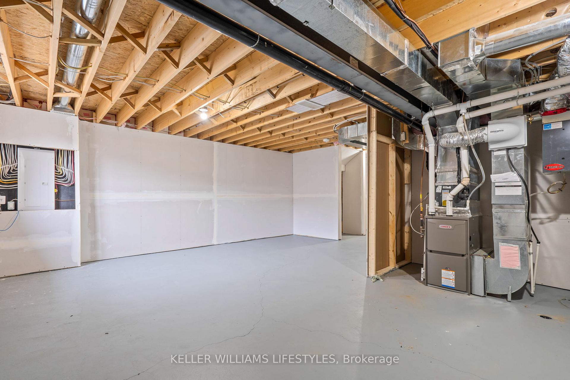 Photo 31 of Unit 108, 93 Stonefield Lane, Middlesex Centre, Ilderton — HOMEH