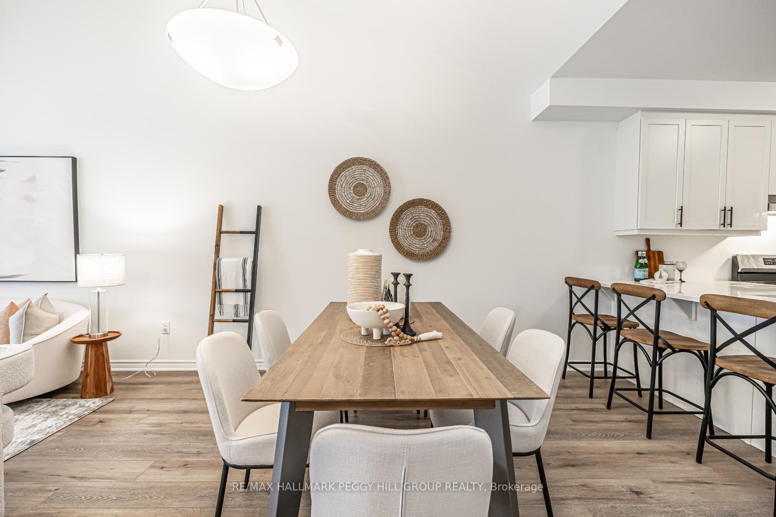 Photo 5 of 2906 Weatherill Place, Innisfil, Rural Innisfil — HOMEH