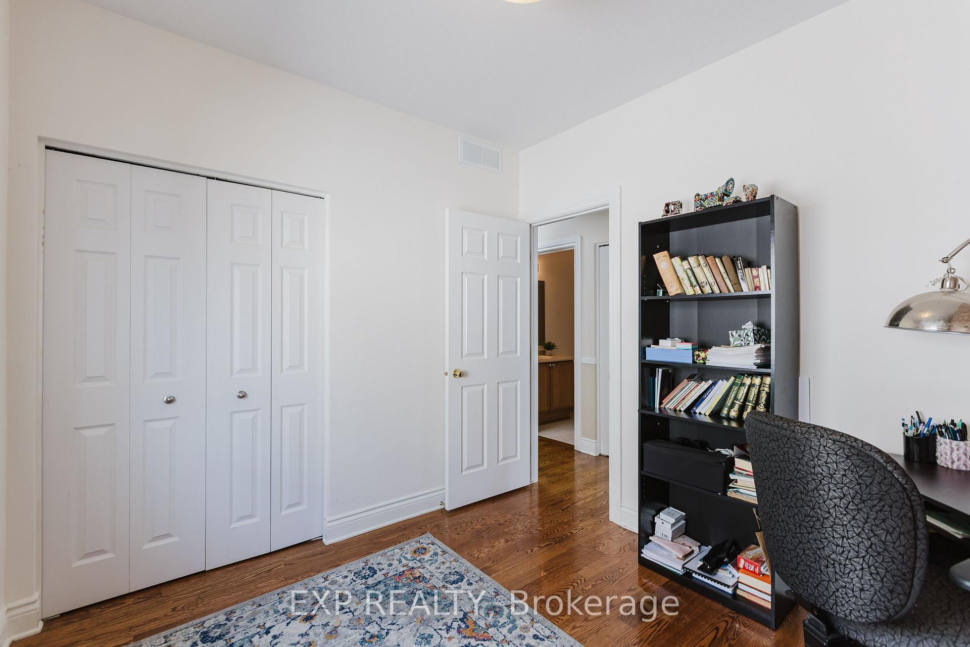 Photo 21 of 29 Castle Glen Crescent, Ottawa, Kanata - Glencairn/Hazeldean — HOMEH