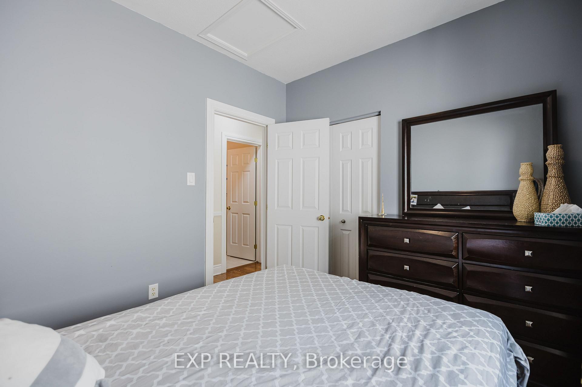 Photo 23 of 29 Castle Glen Crescent, Ottawa, Kanata - Glencairn/Hazeldean — HOMEH