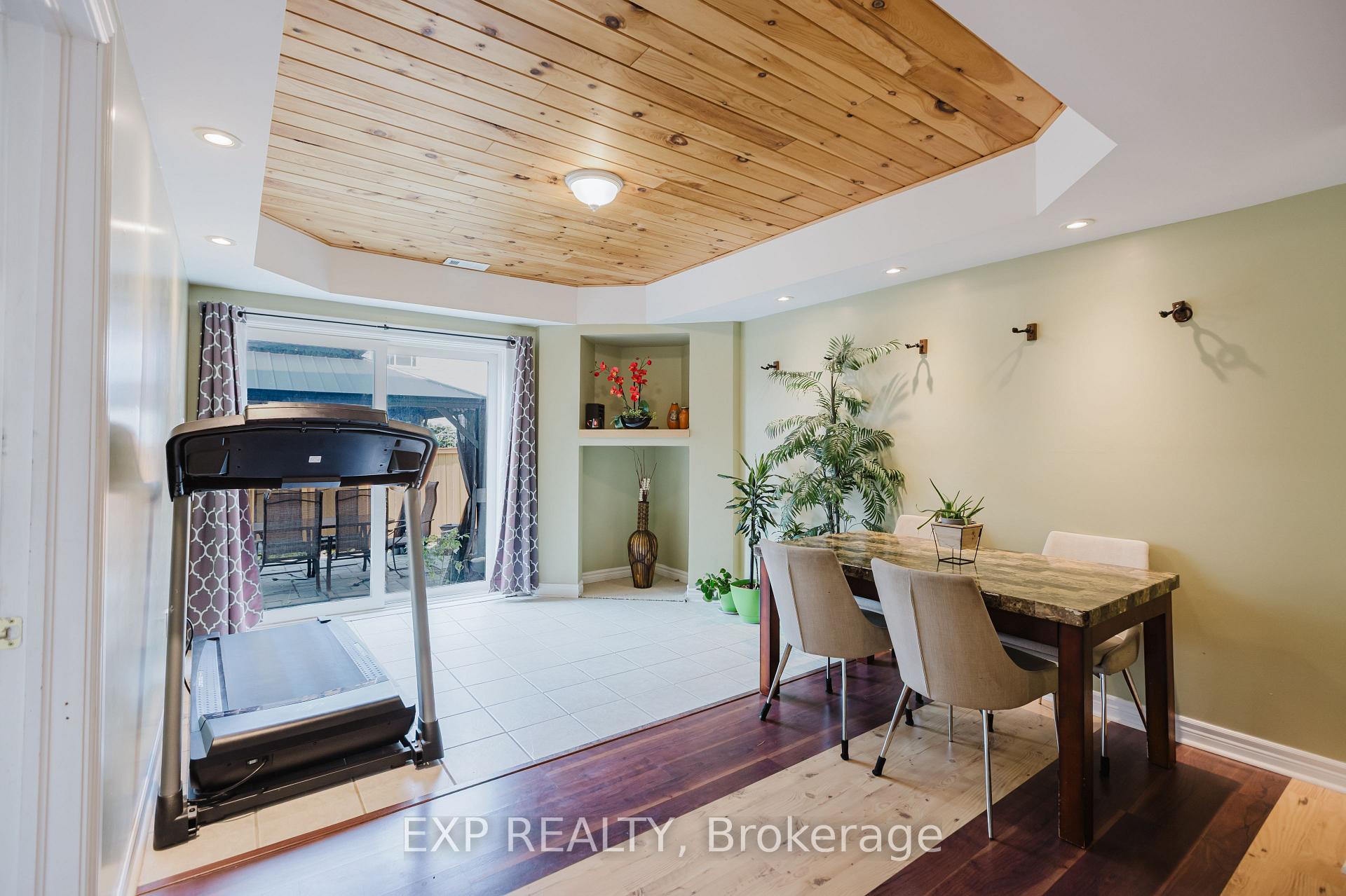 Photo 29 of 29 Castle Glen Crescent, Ottawa, Kanata - Glencairn/Hazeldean — HOMEH