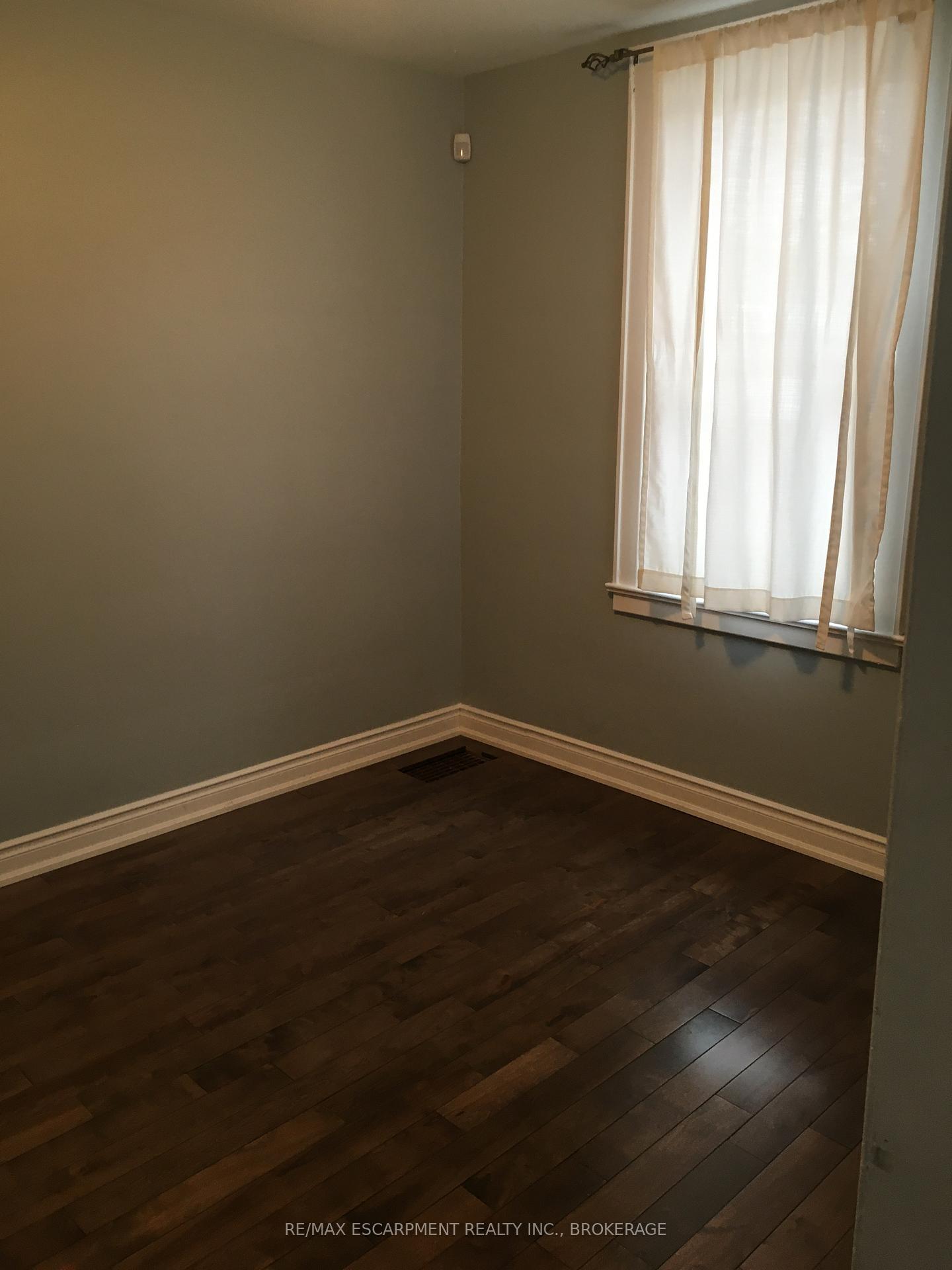 Photo 16 of 18 Merchison Avenue, Hamilton, Homeside — HOMEH