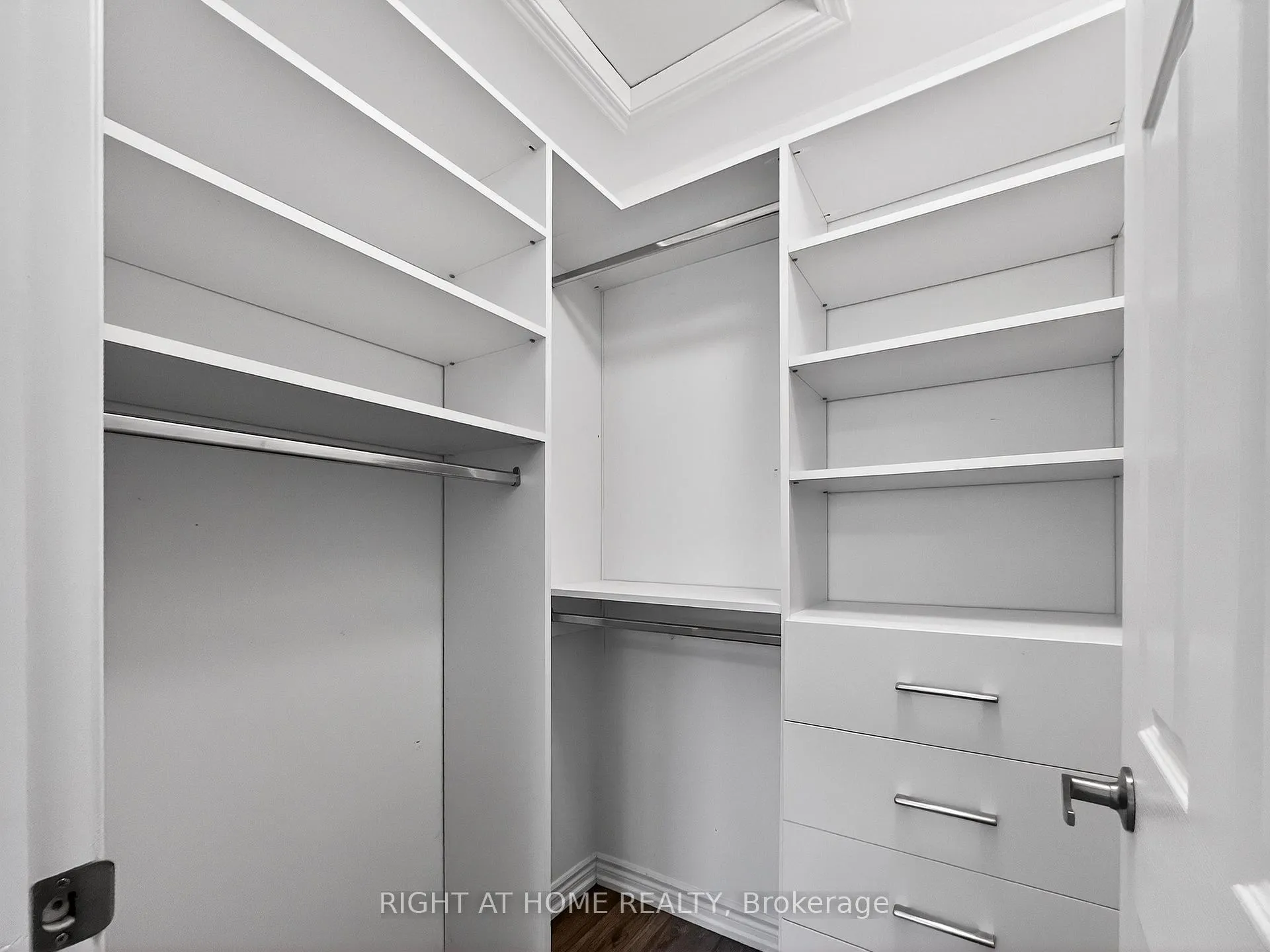 Photo 27 of 1274 Hop Place, Milton, Cobban — HOMEH