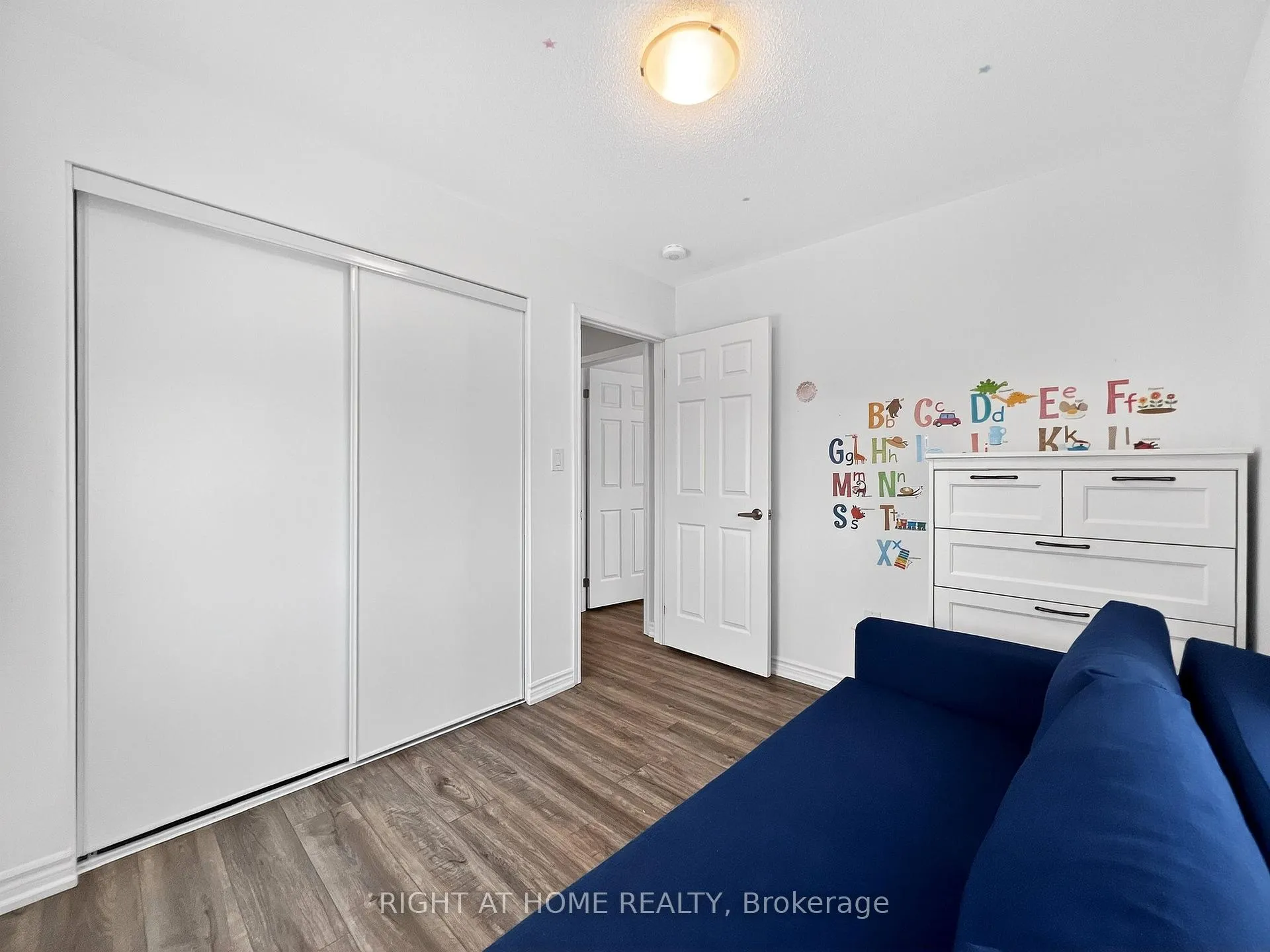 Photo 30 of 1274 Hop Place, Milton, Cobban — HOMEH