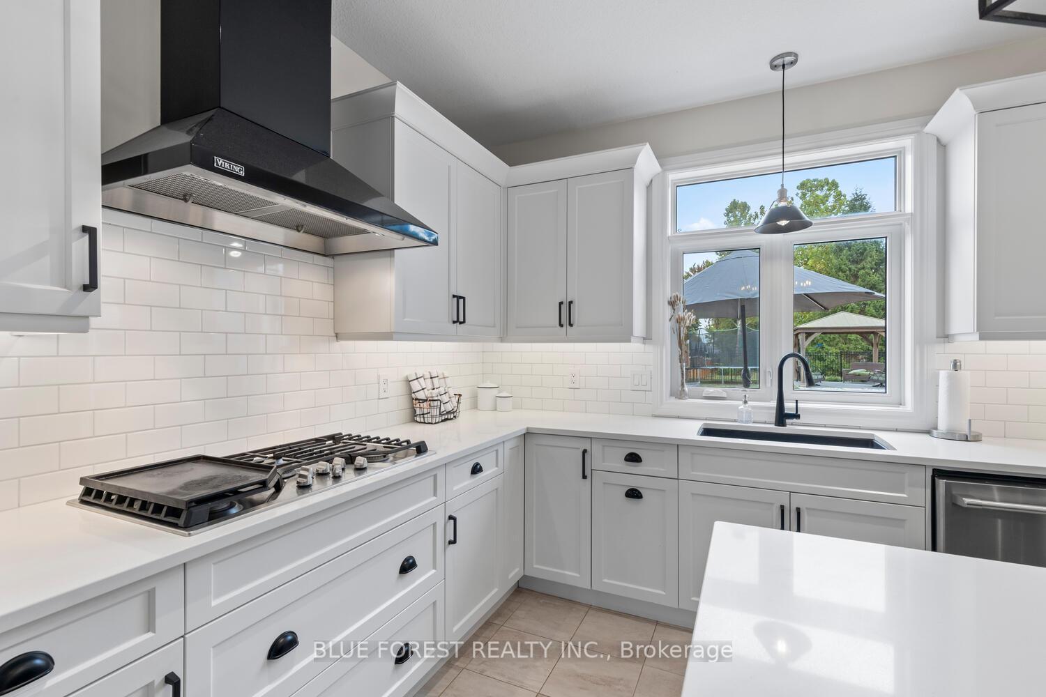 Photo 12 of 12 Violet Court, Middlesex Centre, Ilderton — HOMEH