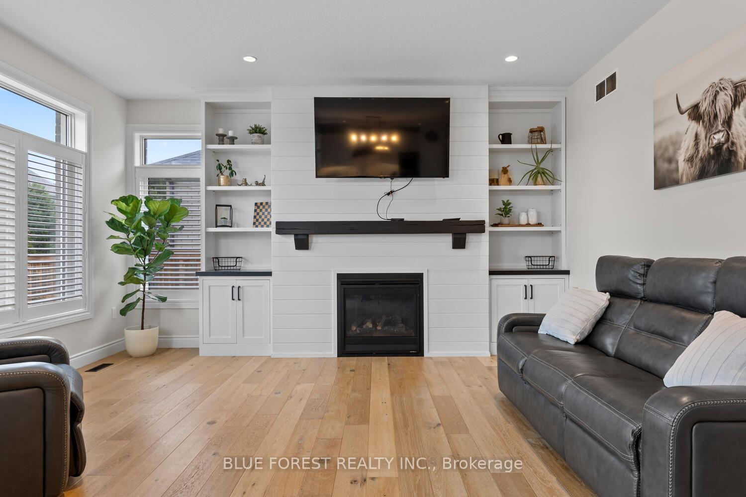 Photo 16 of 12 Violet Court, Middlesex Centre, Ilderton — HOMEH