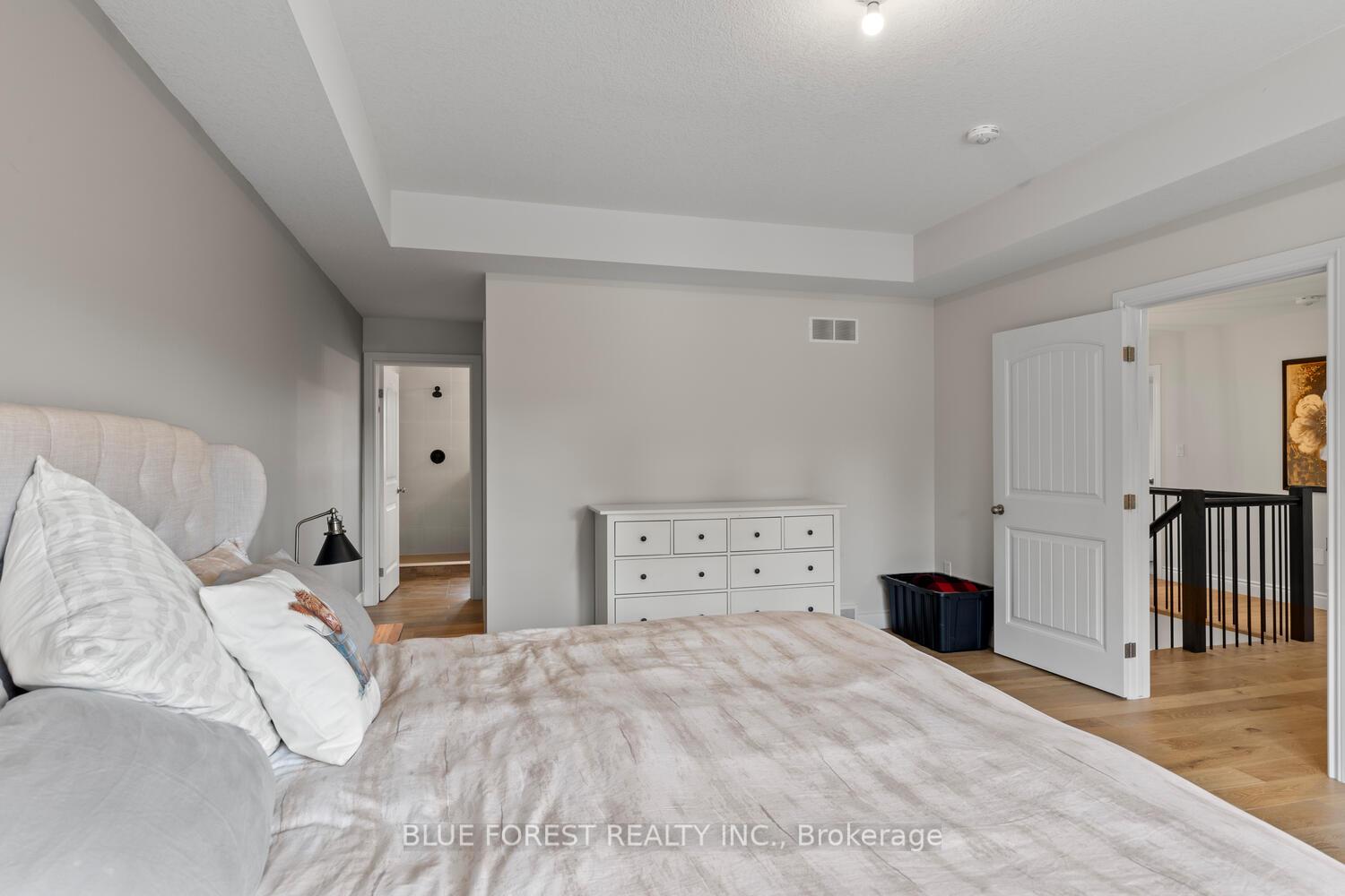 Photo 24 of 12 Violet Court, Middlesex Centre, Ilderton — HOMEH