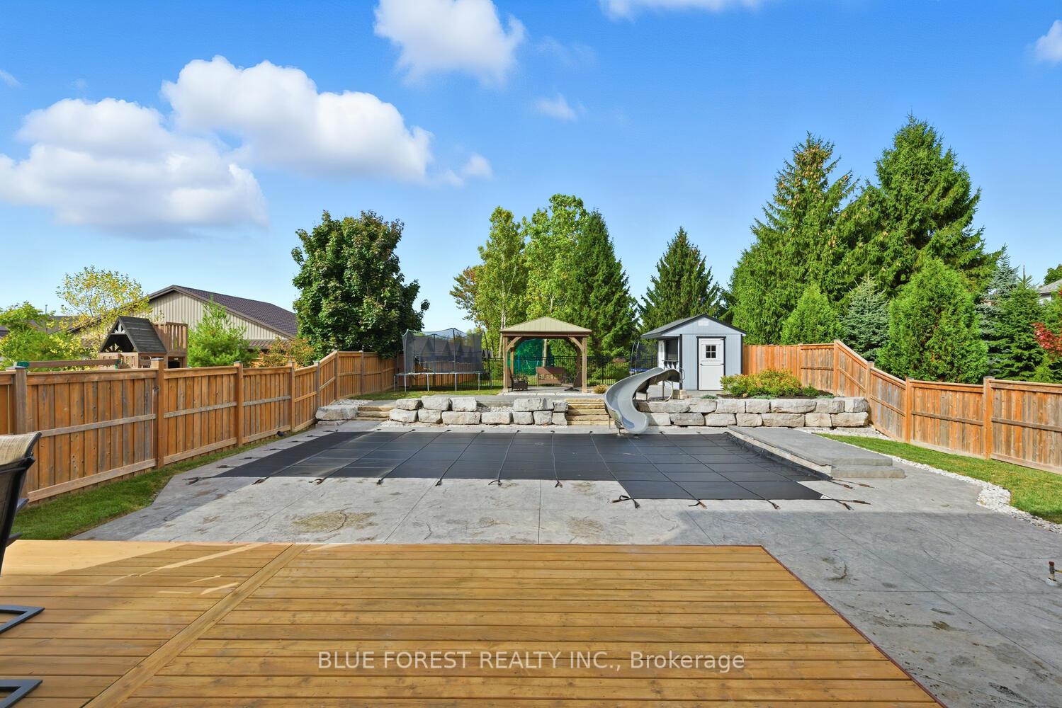 Photo 36 of 12 Violet Court, Middlesex Centre, Ilderton — HOMEH