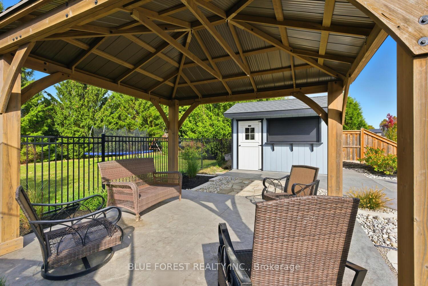 Photo 43 of 12 Violet Court, Middlesex Centre, Ilderton — HOMEH