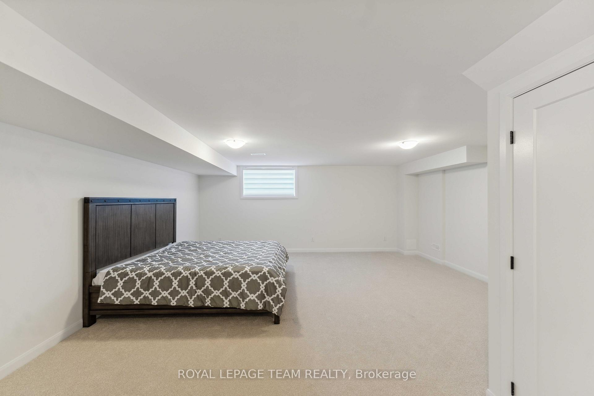 Photo 16 of 168 Invention Boulevard, Ottawa, Kanata - Morgan's Grant/South March — HOMEH
