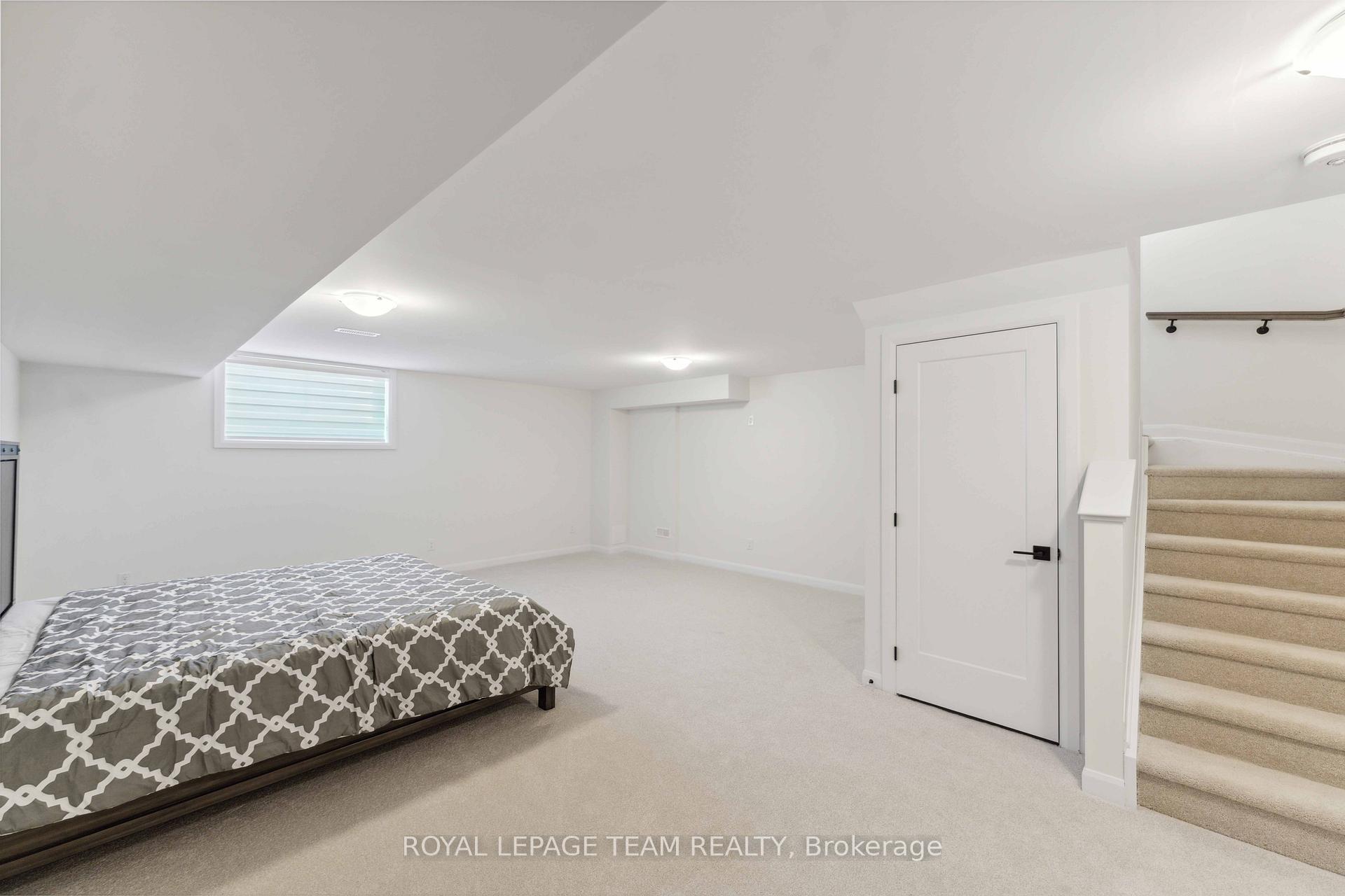Photo 17 of 168 Invention Boulevard, Ottawa, Kanata - Morgan's Grant/South March — HOMEH