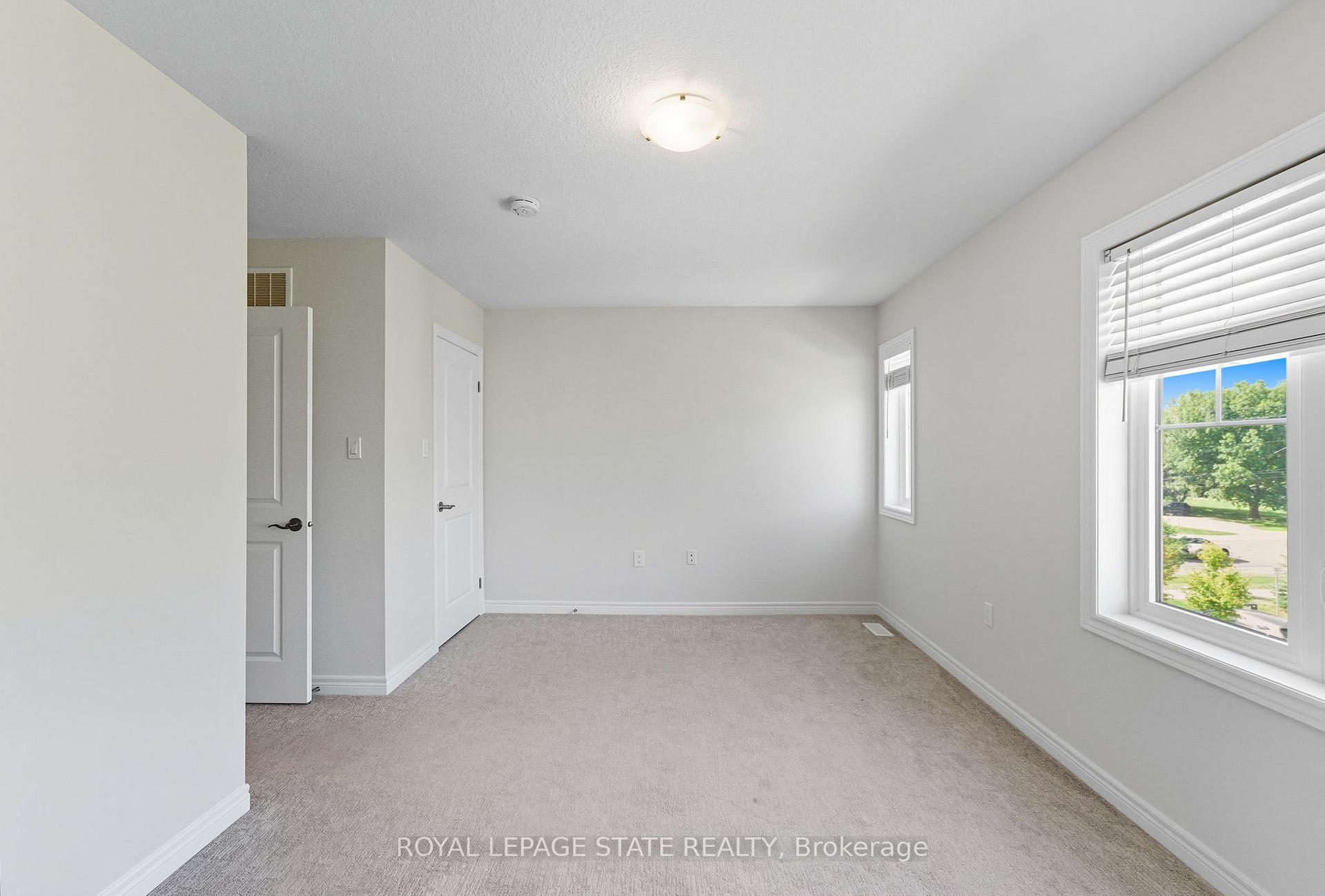 Photo 17 of 10 Marr Lane, Hamilton, Meadowlands — HOMEH