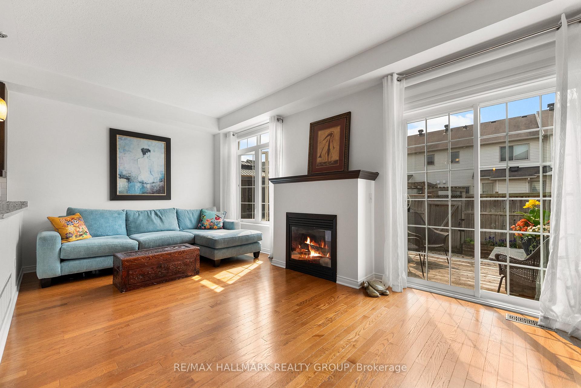 Photo 21 of 827 Tabaret Street, Ottawa, Kanata - Emerald Meadows/Trailwest — HOMEH