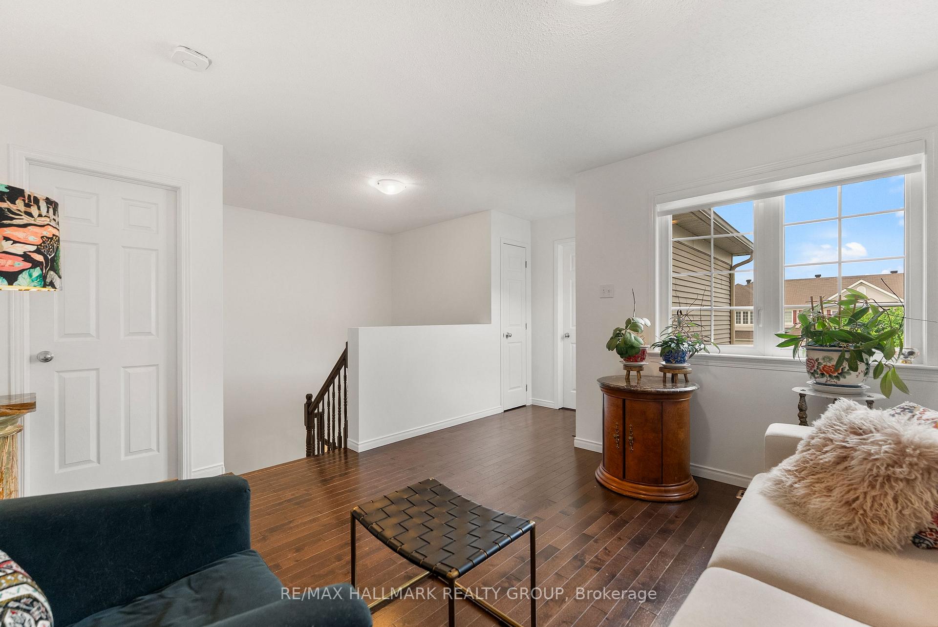 Photo 25 of 827 Tabaret Street, Ottawa, Kanata - Emerald Meadows/Trailwest — HOMEH