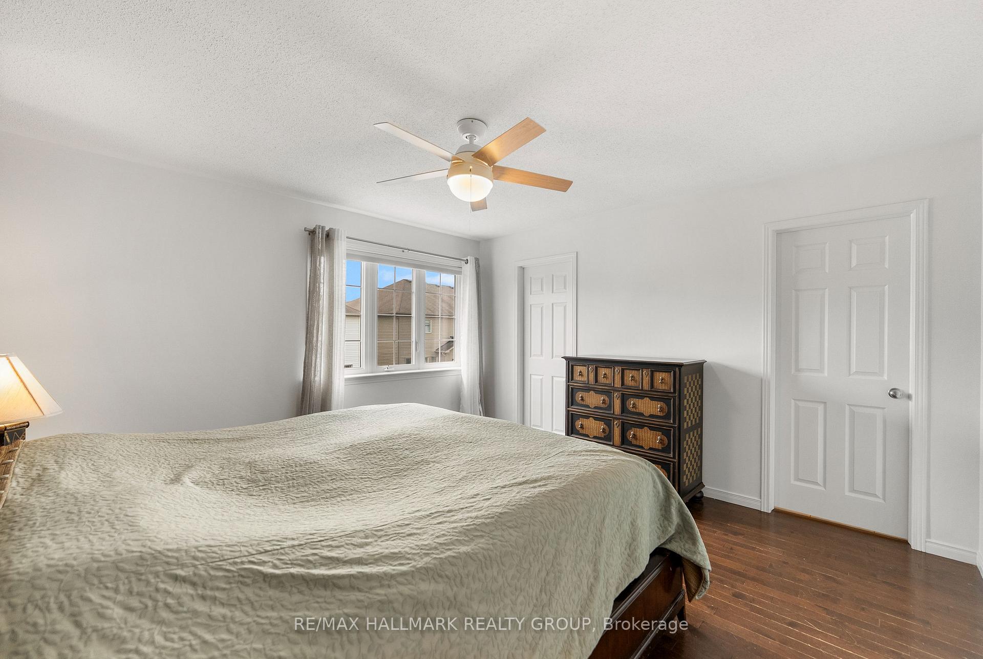 Photo 31 of 827 Tabaret Street, Ottawa, Kanata - Emerald Meadows/Trailwest — HOMEH