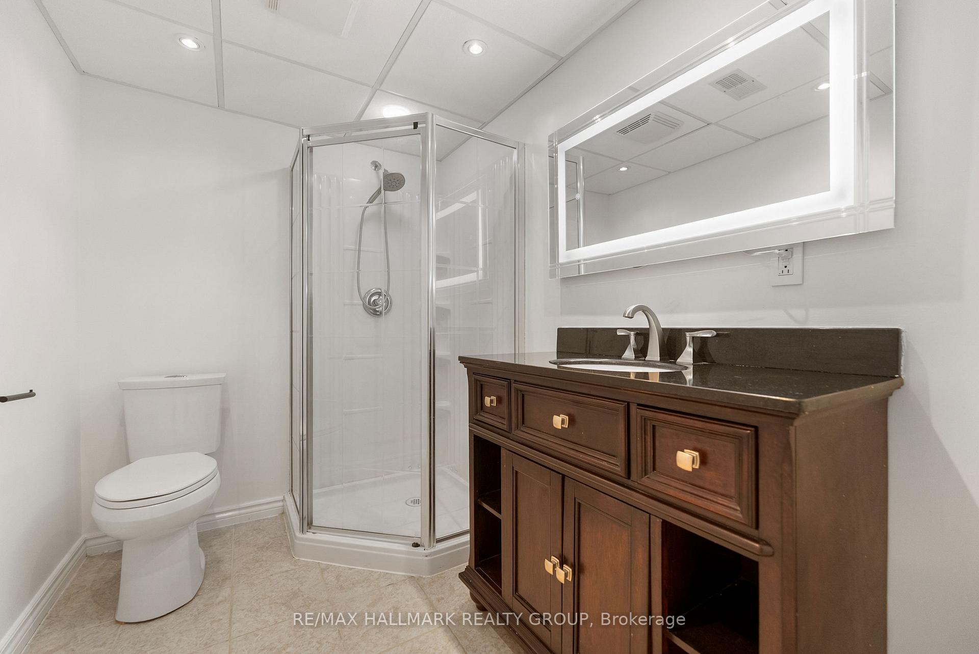 Photo 34 of 827 Tabaret Street, Ottawa, Kanata - Emerald Meadows/Trailwest — HOMEH