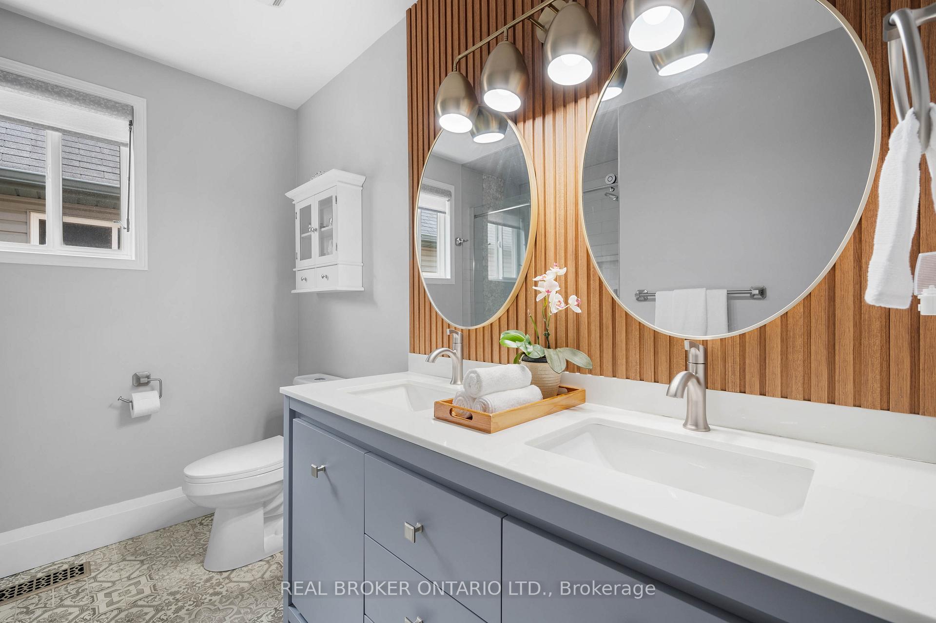 Photo 20 of 904 Magdalena Court, Kitchener — HOMEH