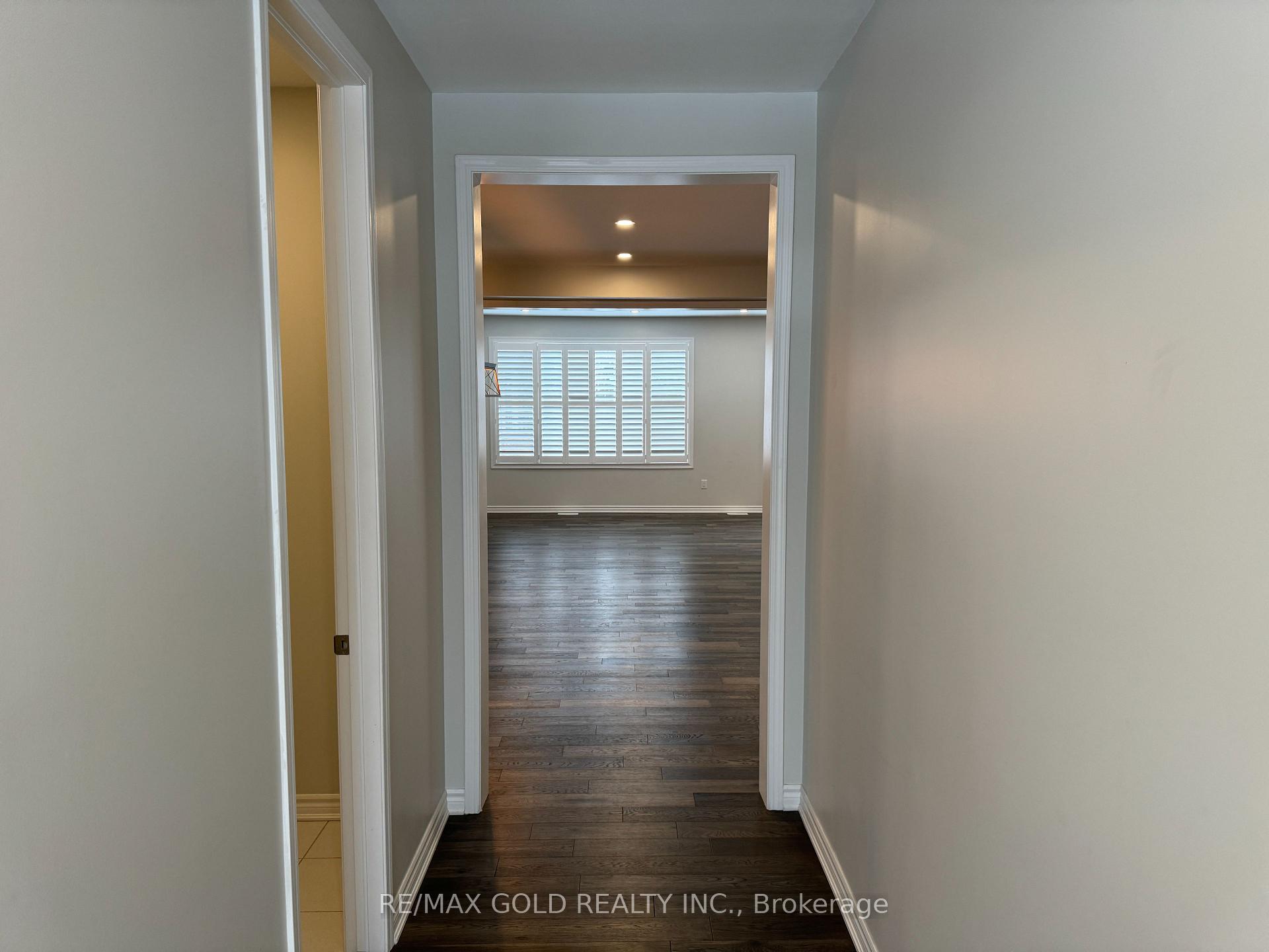 Photo 3 of 1459 Sycamore Garden, Milton, Cobban — HOMEH