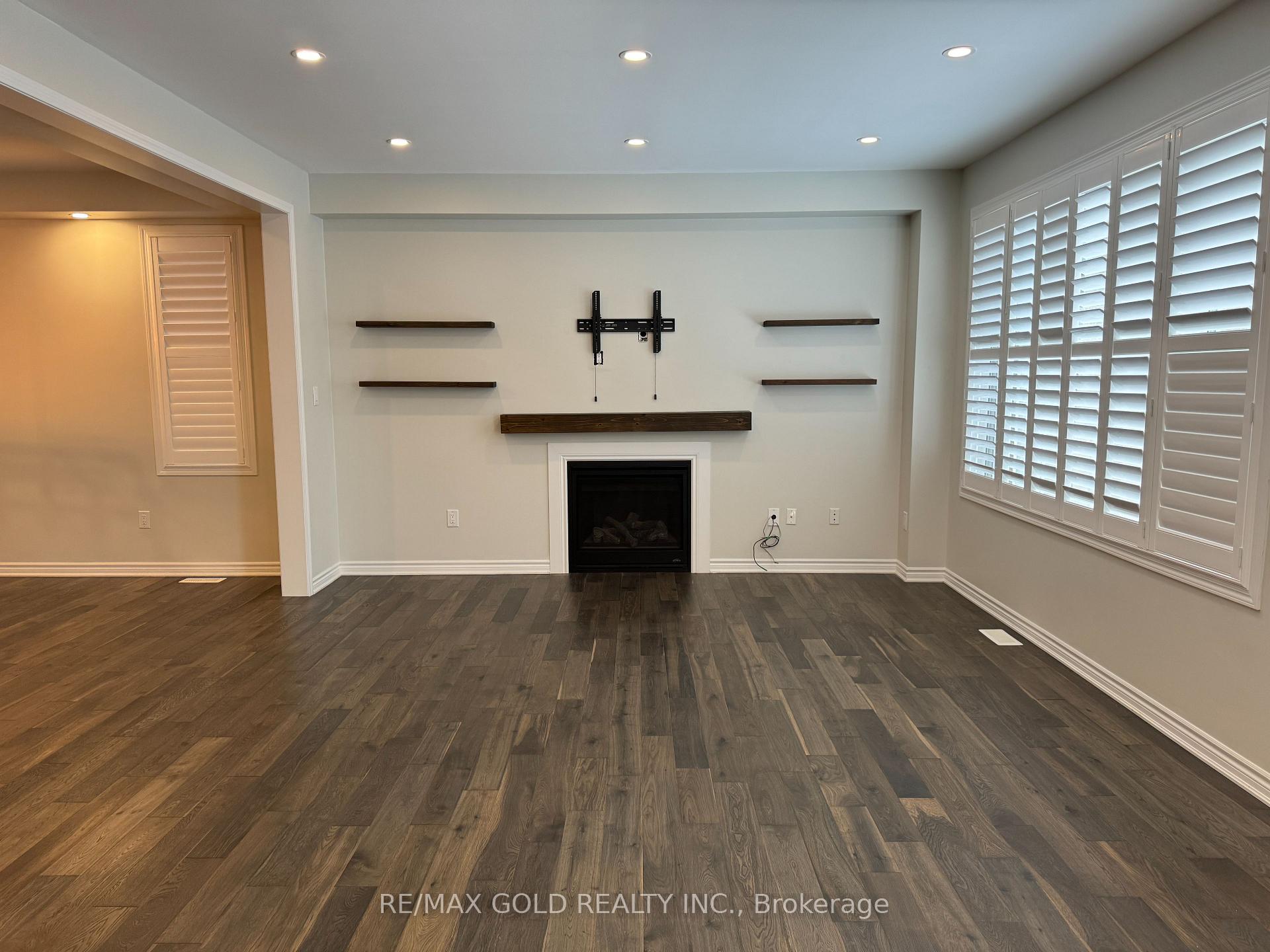 Photo 9 of 1459 Sycamore Garden, Milton, Cobban — HOMEH