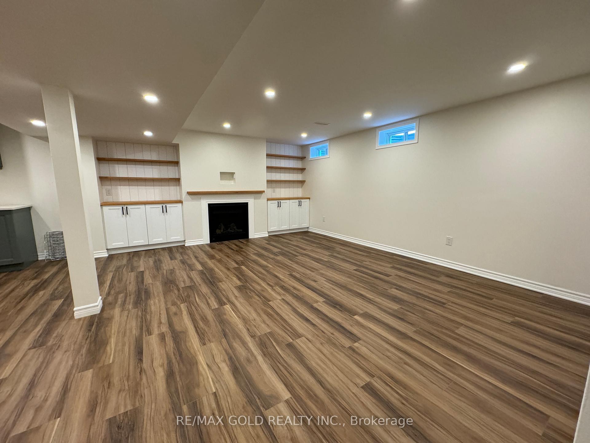 Photo 19 of 1459 Sycamore Garden, Milton, Cobban — HOMEH