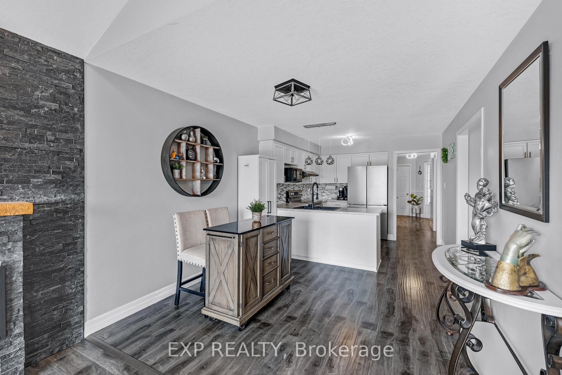 Photo 14 of 175 Hollyridge Crescent, Kitchener — HOMEH
