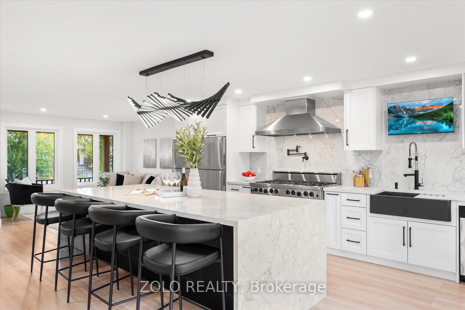 Photo 7 of 2276 Crystal Beach Road, Innisfil, Alcona — HOMEH