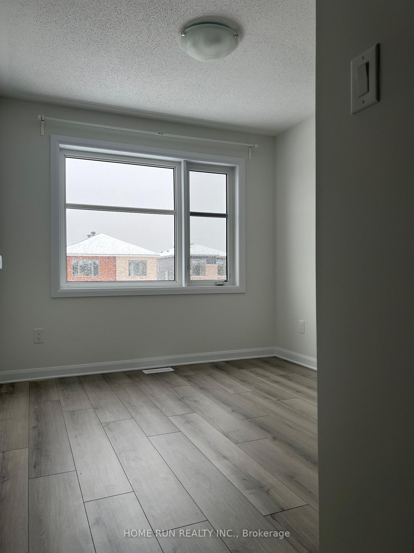 Photo 10 of 156 Invention Boulevard, Ottawa, Kanata - Morgan's Grant/South March — HOMEH
