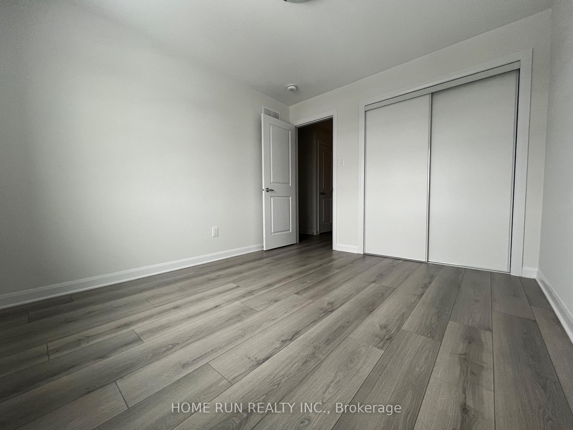 Photo 13 of 156 Invention Boulevard, Ottawa, Kanata - Morgan's Grant/South March — HOMEH