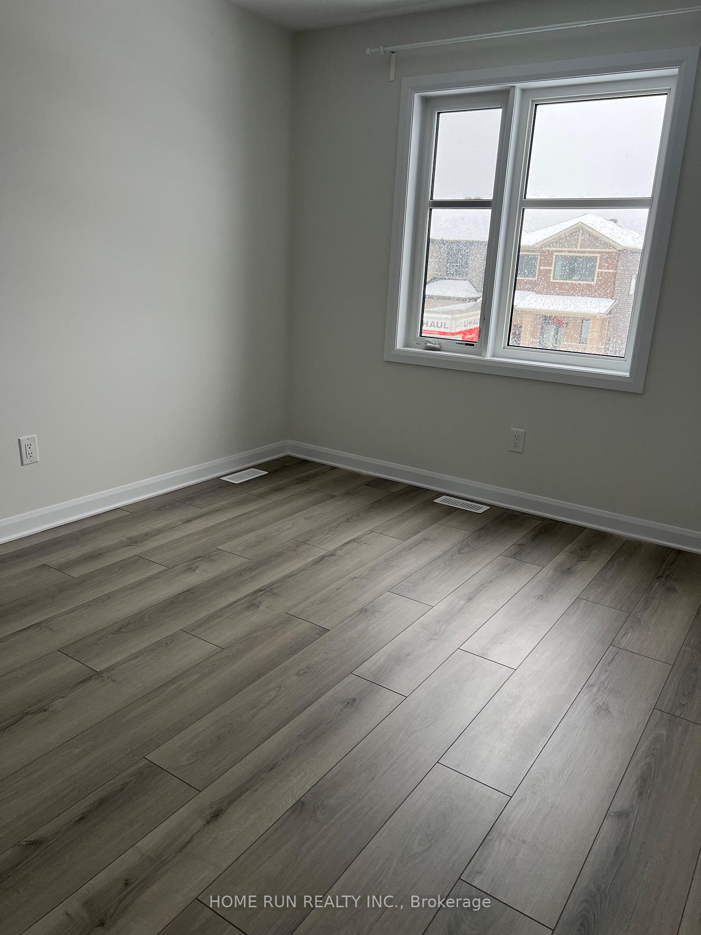 Photo 14 of 156 Invention Boulevard, Ottawa, Kanata - Morgan's Grant/South March — HOMEH