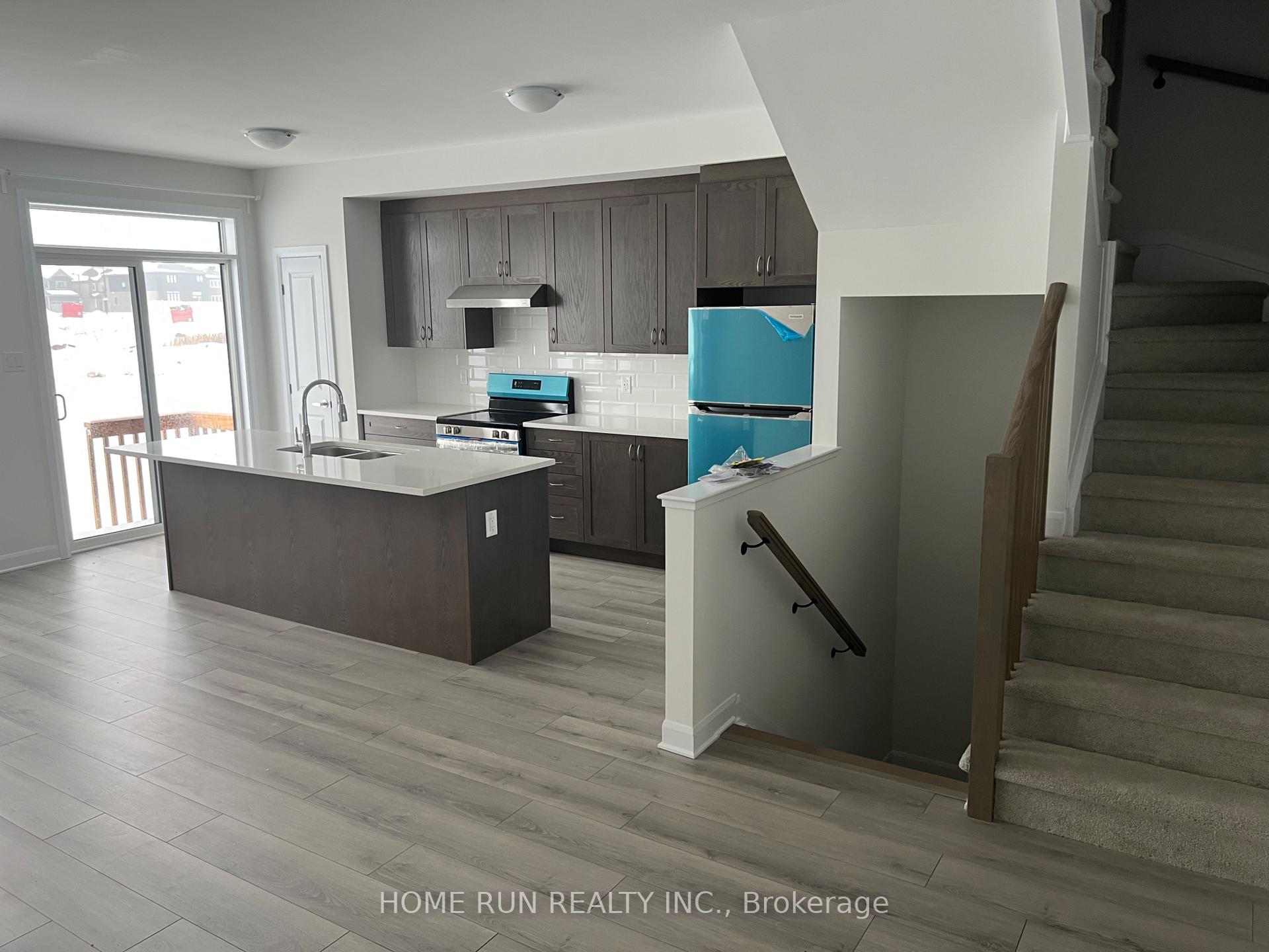 Photo 21 of 156 Invention Boulevard, Ottawa, Kanata - Morgan's Grant/South March — HOMEH