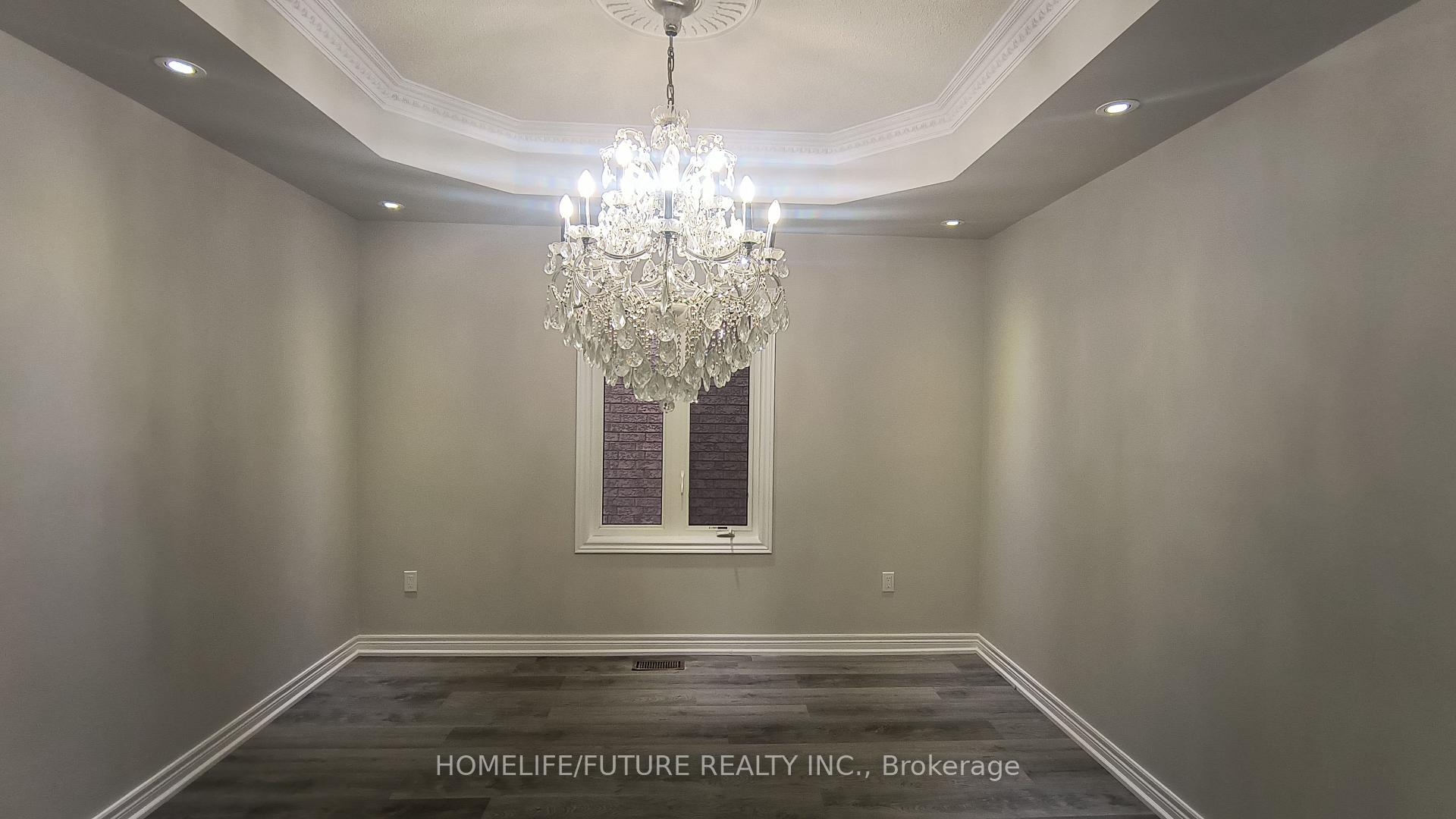 Photo 4 of 107 Eastvale Drive, Markham, Cedarwood — HOMEH