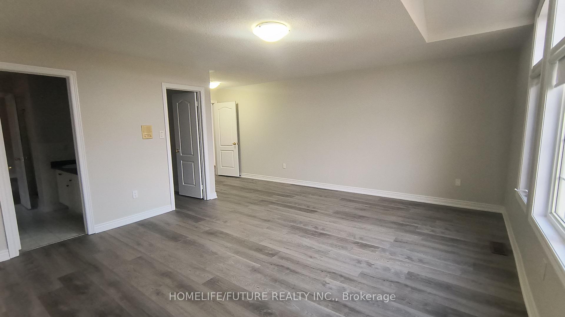Photo 15 of 107 Eastvale Drive, Markham, Cedarwood — HOMEH