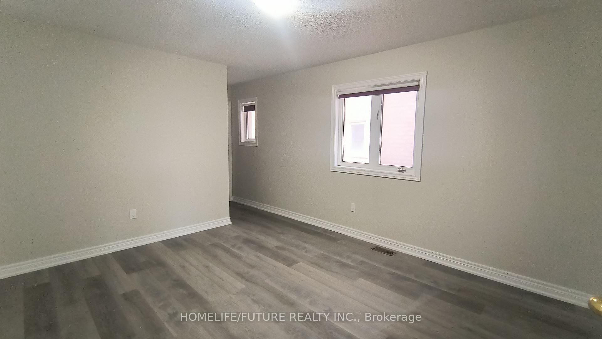 Photo 19 of 107 Eastvale Drive, Markham, Cedarwood — HOMEH