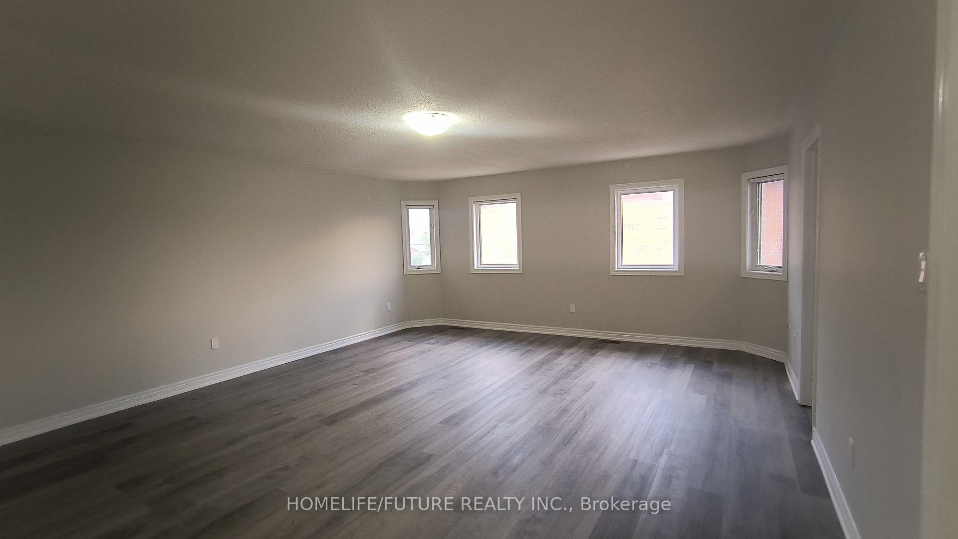 Photo 21 of 107 Eastvale Drive, Markham, Cedarwood — HOMEH