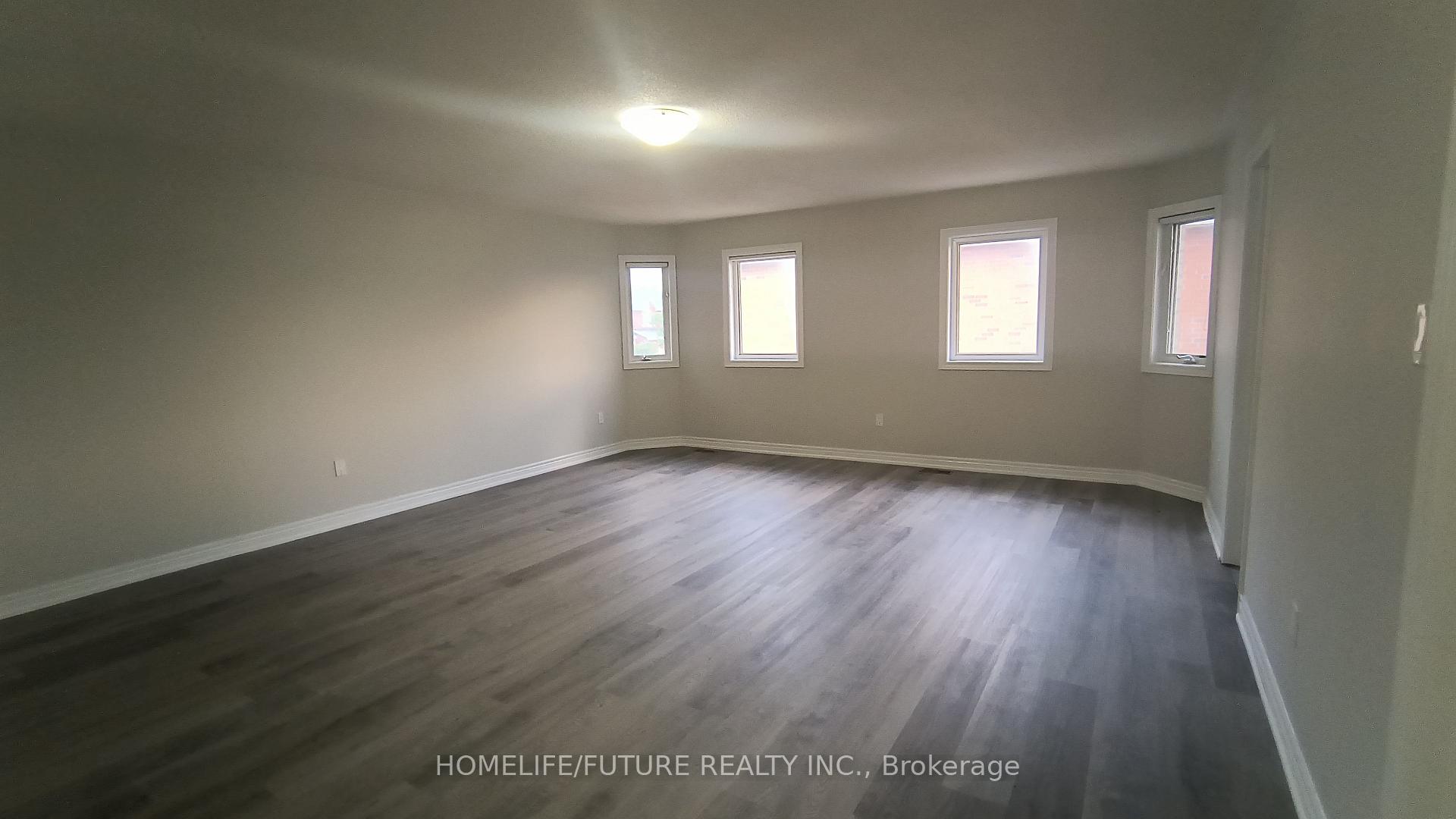 Photo 22 of 107 Eastvale Drive, Markham, Cedarwood — HOMEH
