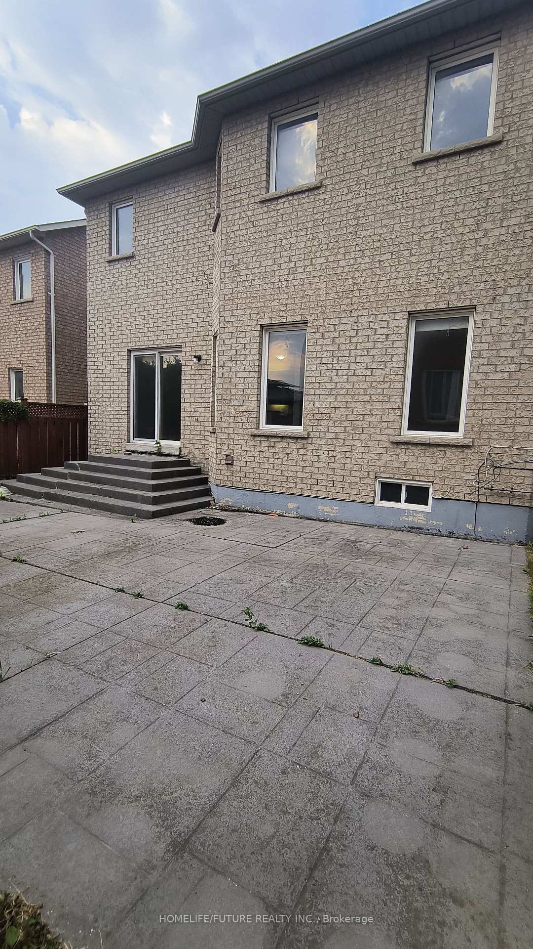 Photo 30 of 107 Eastvale Drive, Markham, Cedarwood — HOMEH