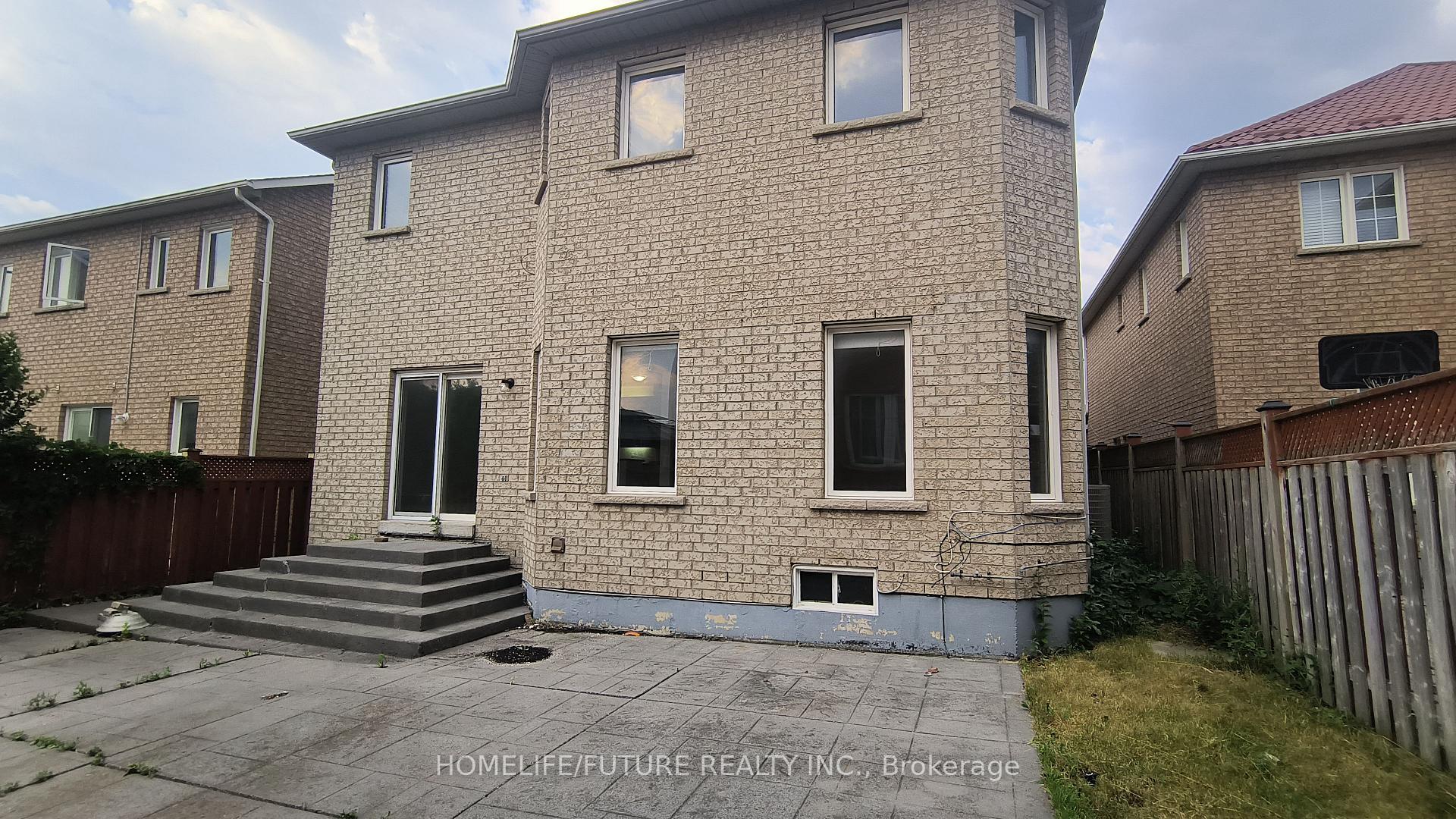Photo 31 of 107 Eastvale Drive, Markham, Cedarwood — HOMEH