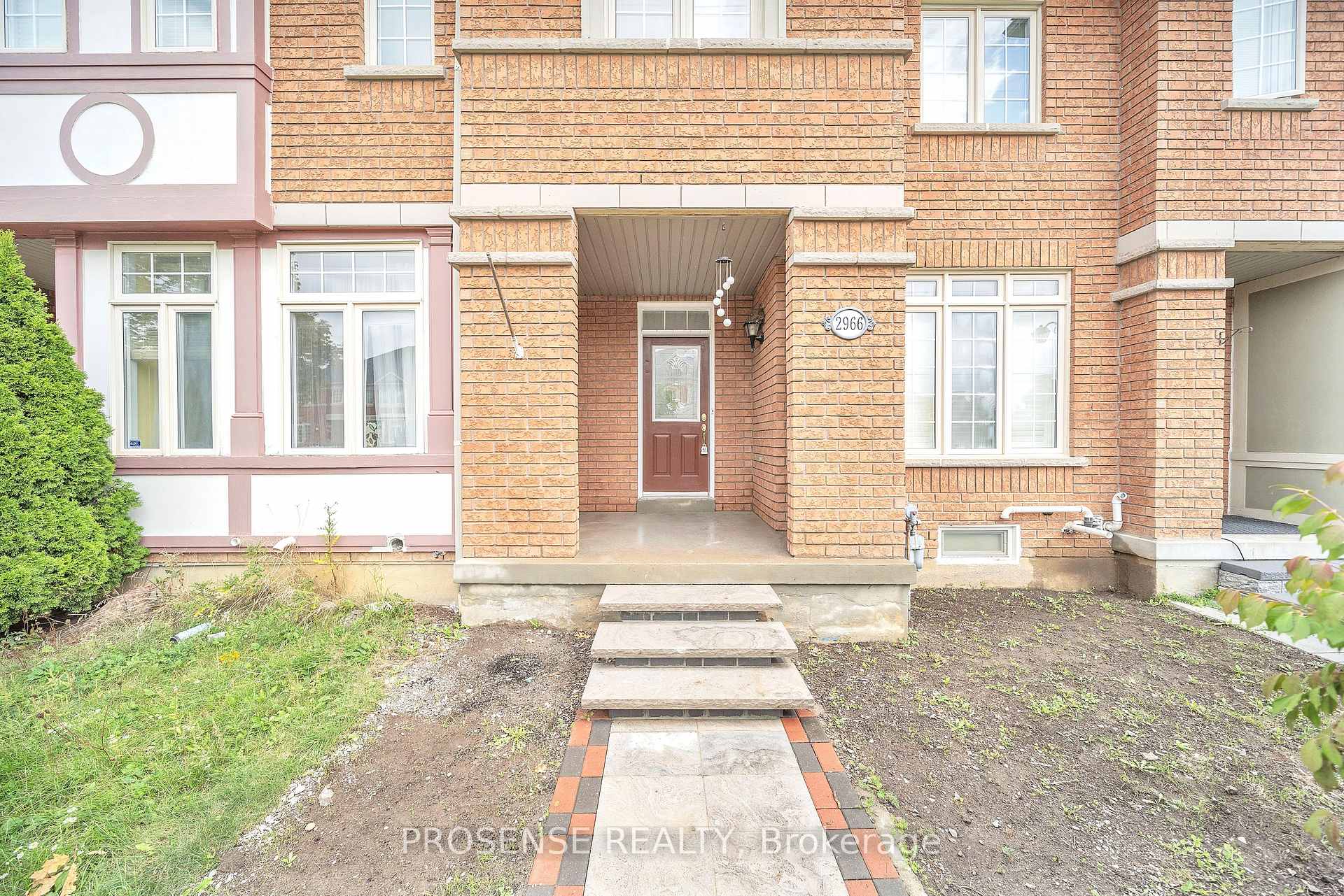 Photo 4 of 2966 Bur Oak Avenue, Markham, Cornell — HOMEH