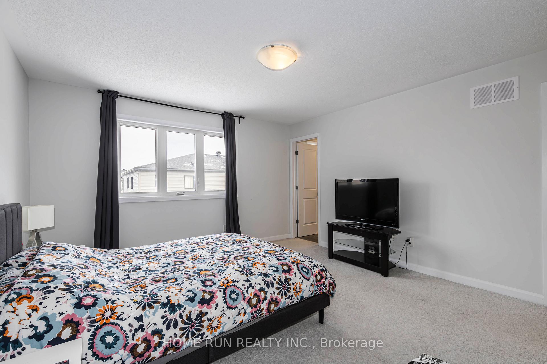 Photo 18 of 111 Natare Place, Ottawa, Kanata - Kanata Lakes/Heritage Hills — HOMEH