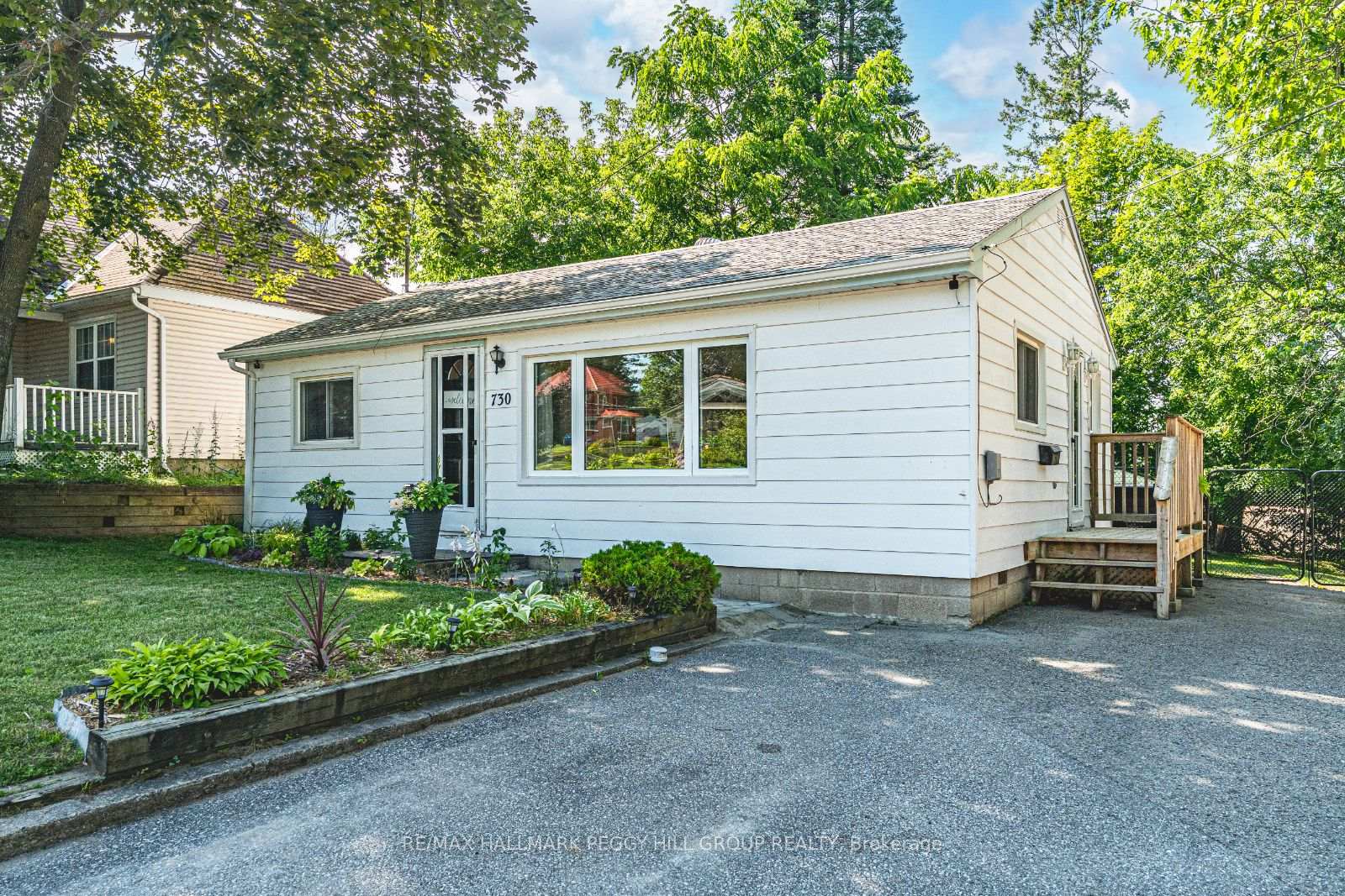 Photo 1 of 730 Quebec Street, Midland — HOMEH