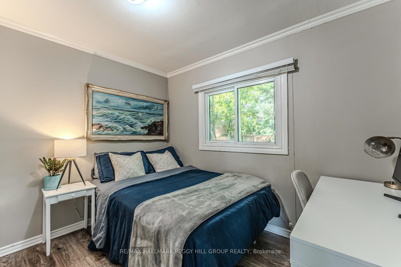 Photo 6 of 730 Quebec Street, Midland — HOMEH
